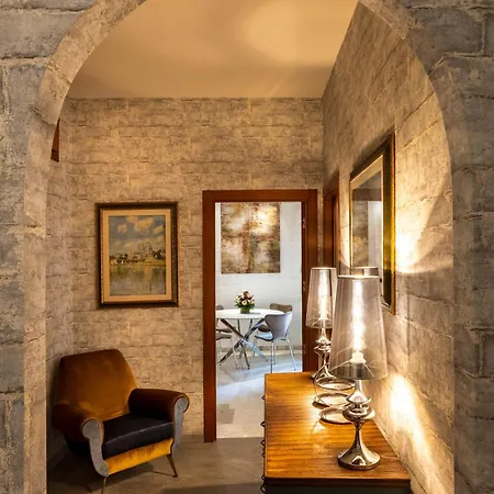 Apartment Elements Rome